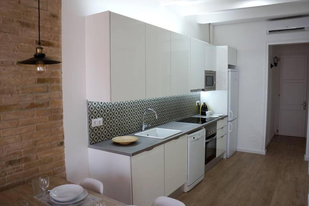 Barcelona Industrial Style Apartment L'Hospitalet de Llobregat Eksteriør billede