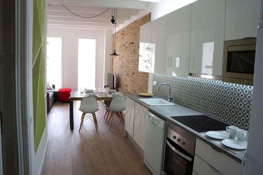 Barcelona Industrial Style Apartment L'Hospitalet de Llobregat Eksteriør billede